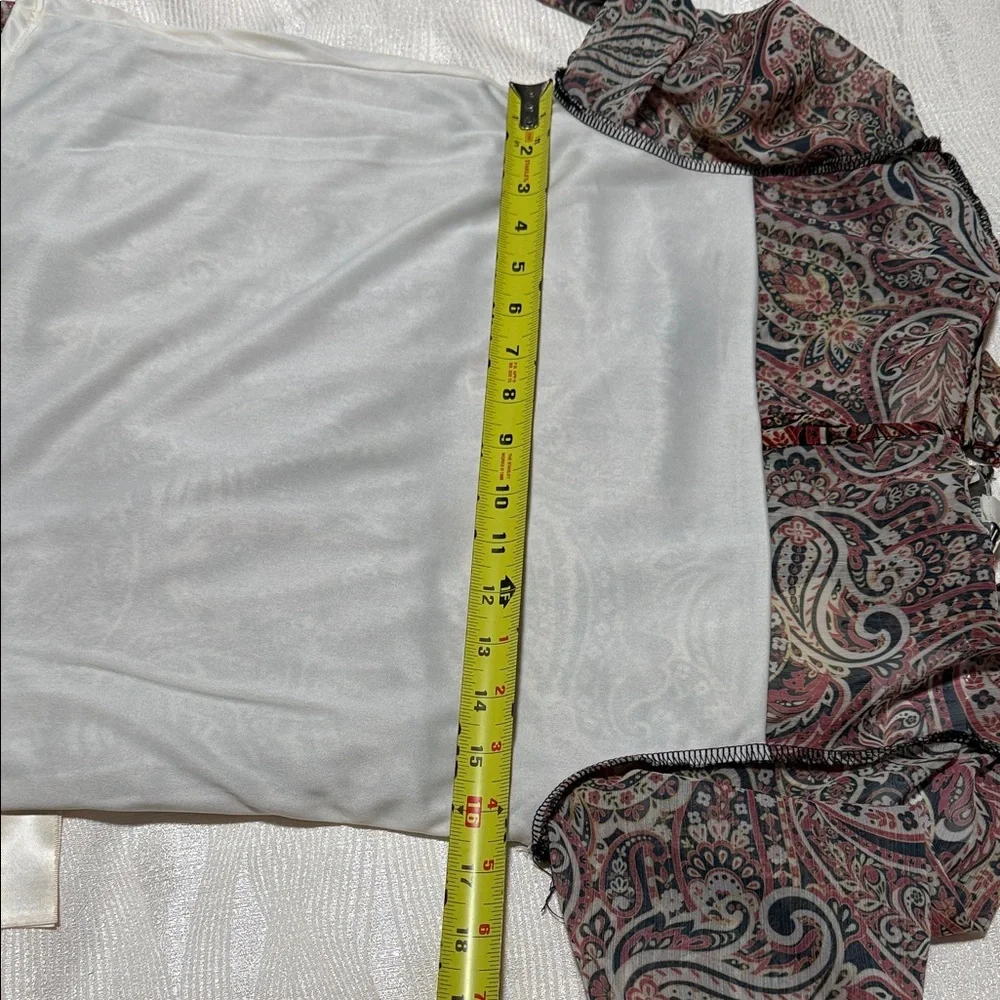 Greige Multicolor Paisley Blouse - Picture 12 of 15
